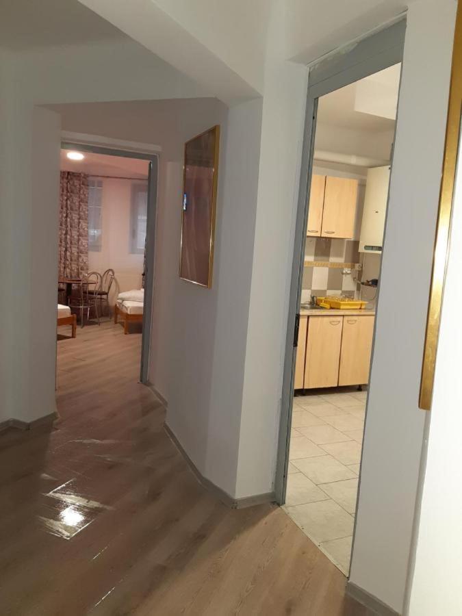 Carol 51 * Bucarest